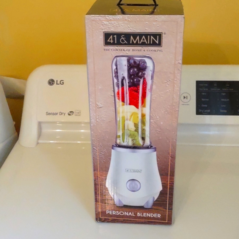 41 & Main personal blender brand new inbox